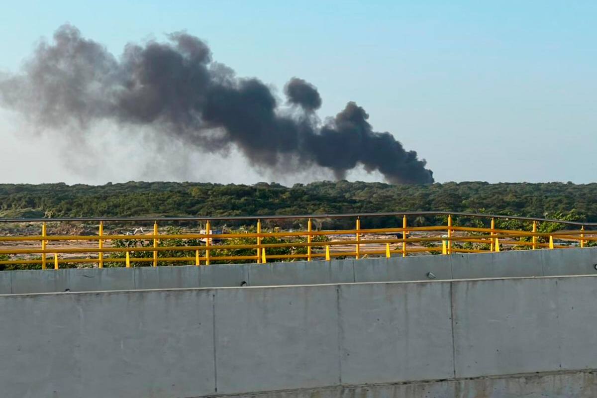 ¿Viene de Barranquilla? Reportan nube de humo negro en Cartagena