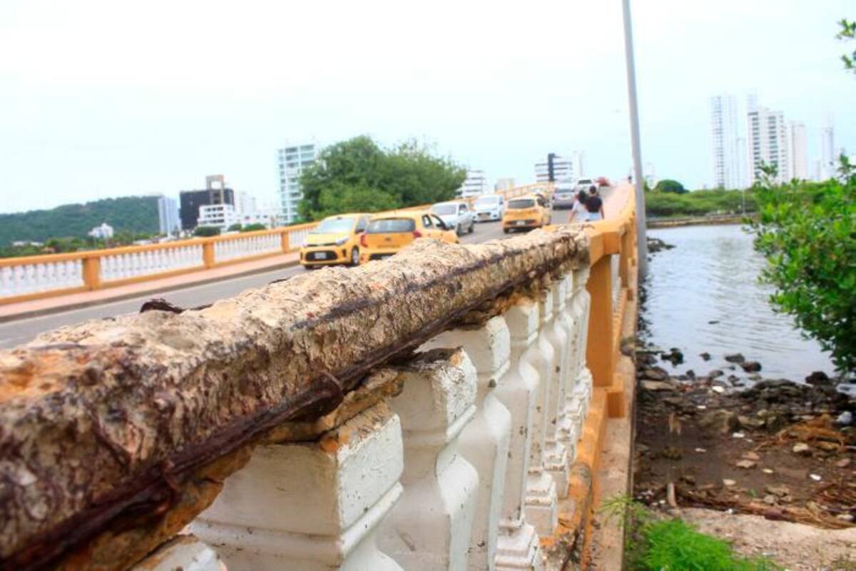 Firman acta de inicio para obras en 3 puentes de Cartagena
