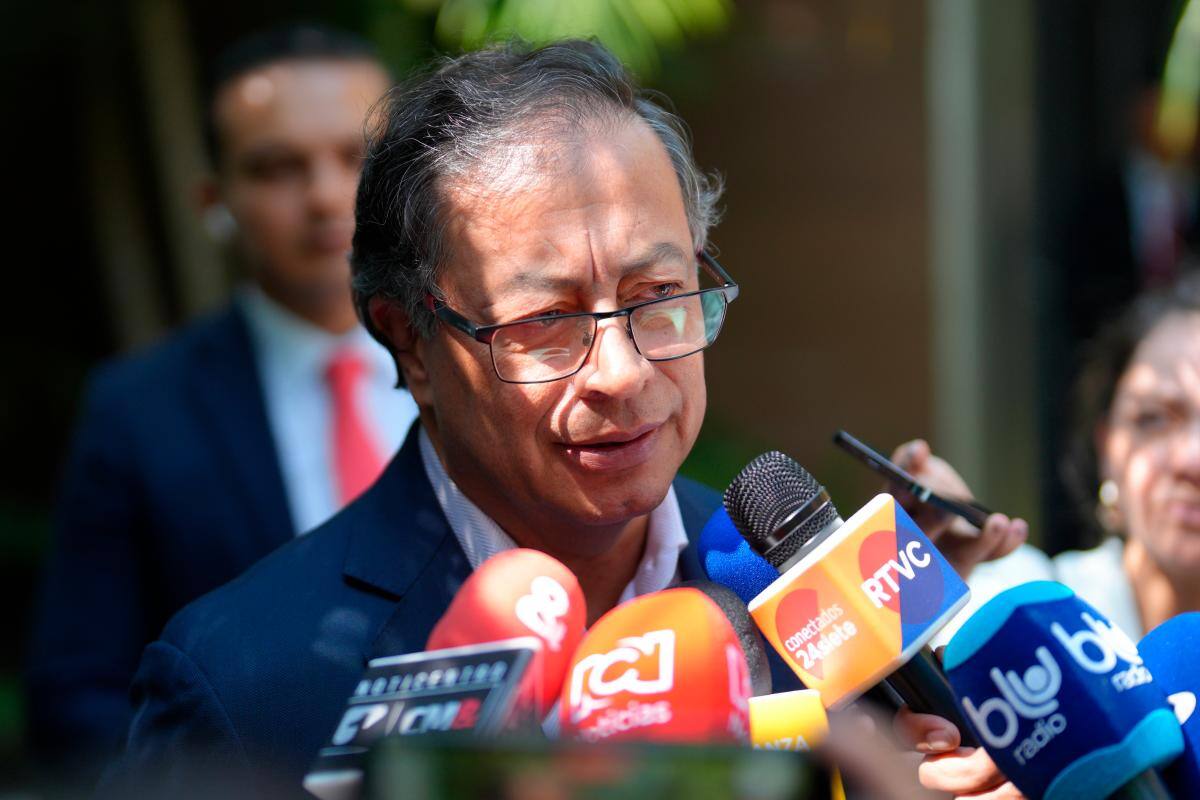 Gustavo Petro se defiende de críticas por casa arrendada para Foro Davos