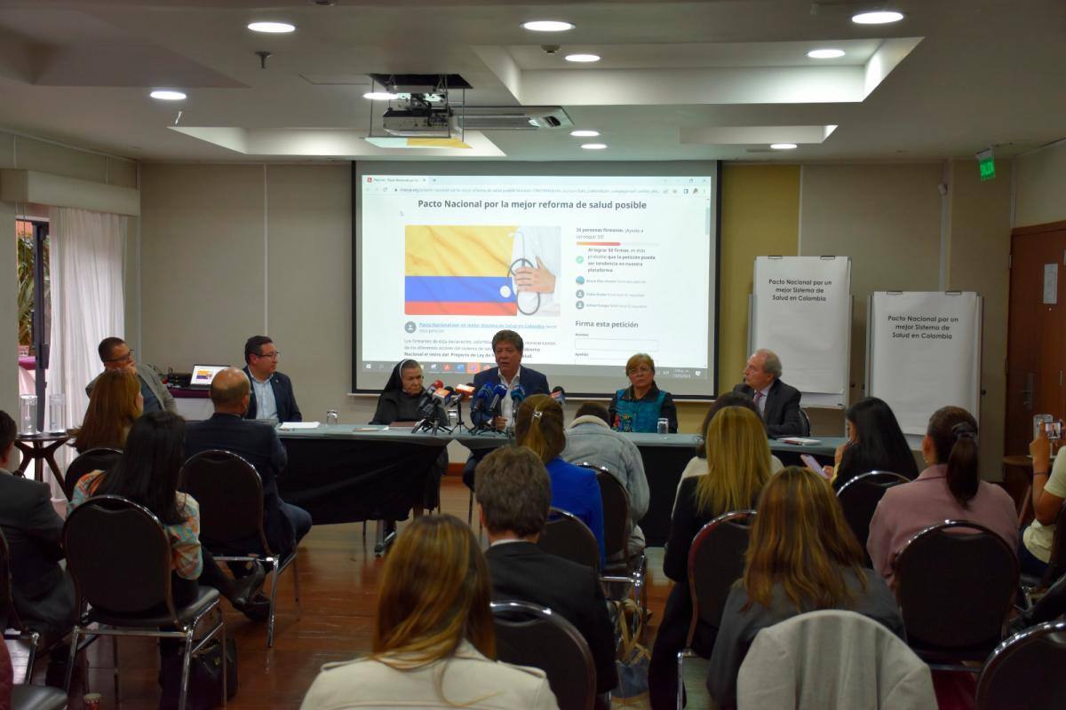 Varias organizaciones y la Andi exigen el retiro de la reforma a la salud