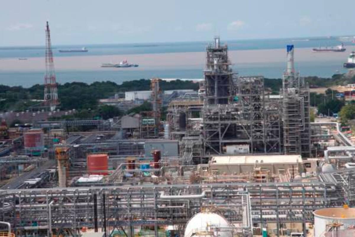 Expresidentes de Reficar, responsables fiscales por desfalco a la refinería