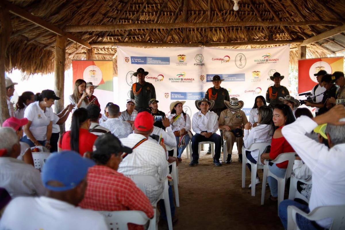 100 familias campesinas se beneficiaron del programa de repoblamiento bovino