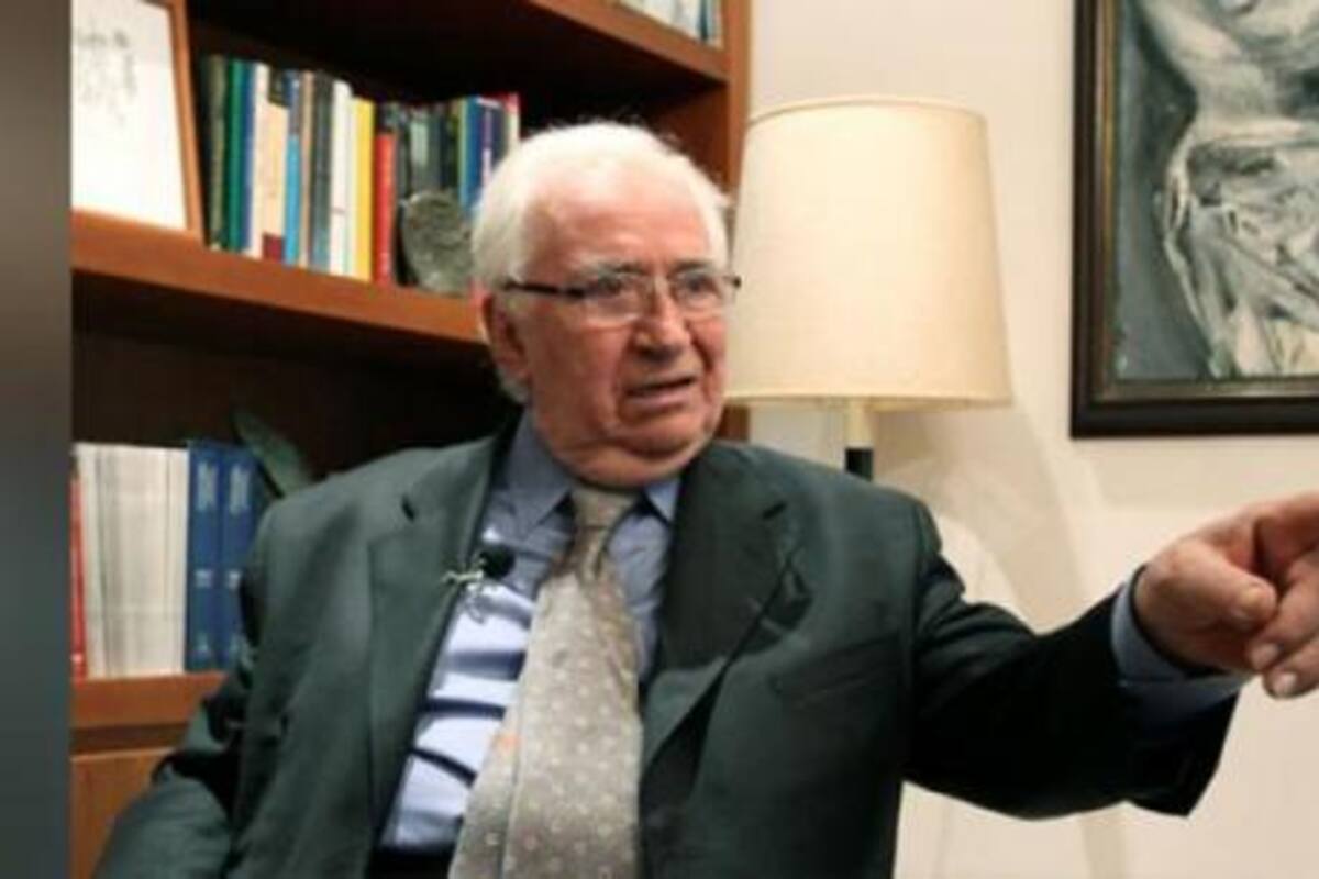 Betancur, presidente con alma de poeta que enfrentó semana negra de Colombia