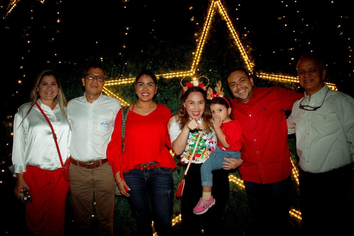 Heder Buelvas, Adriana Trucco, Diana Escudero, María Guadalupe Borge, Juan Mauricio González, Julio Bonilla.