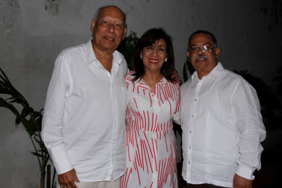Raúl Vargas, Milena Hernández y César Redondo.
