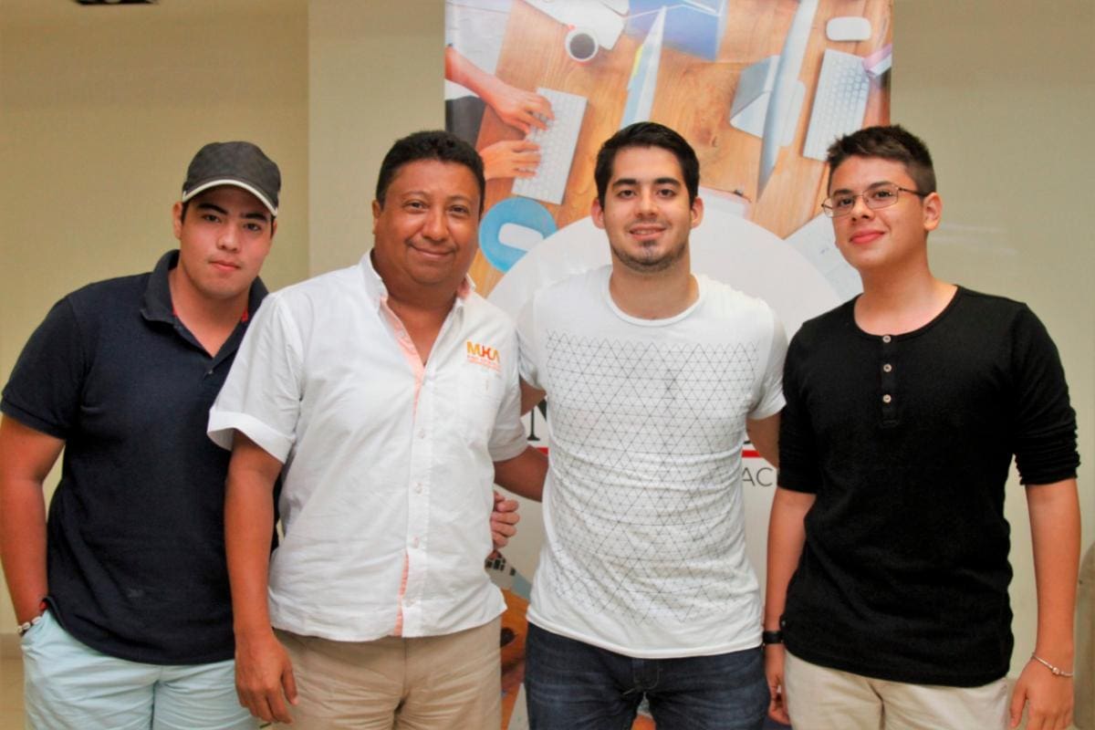 Juan Camilo Pérez, Danillo Bertnett Zamora, Guillermo Durán Gossaín y Hernando Grillo.
