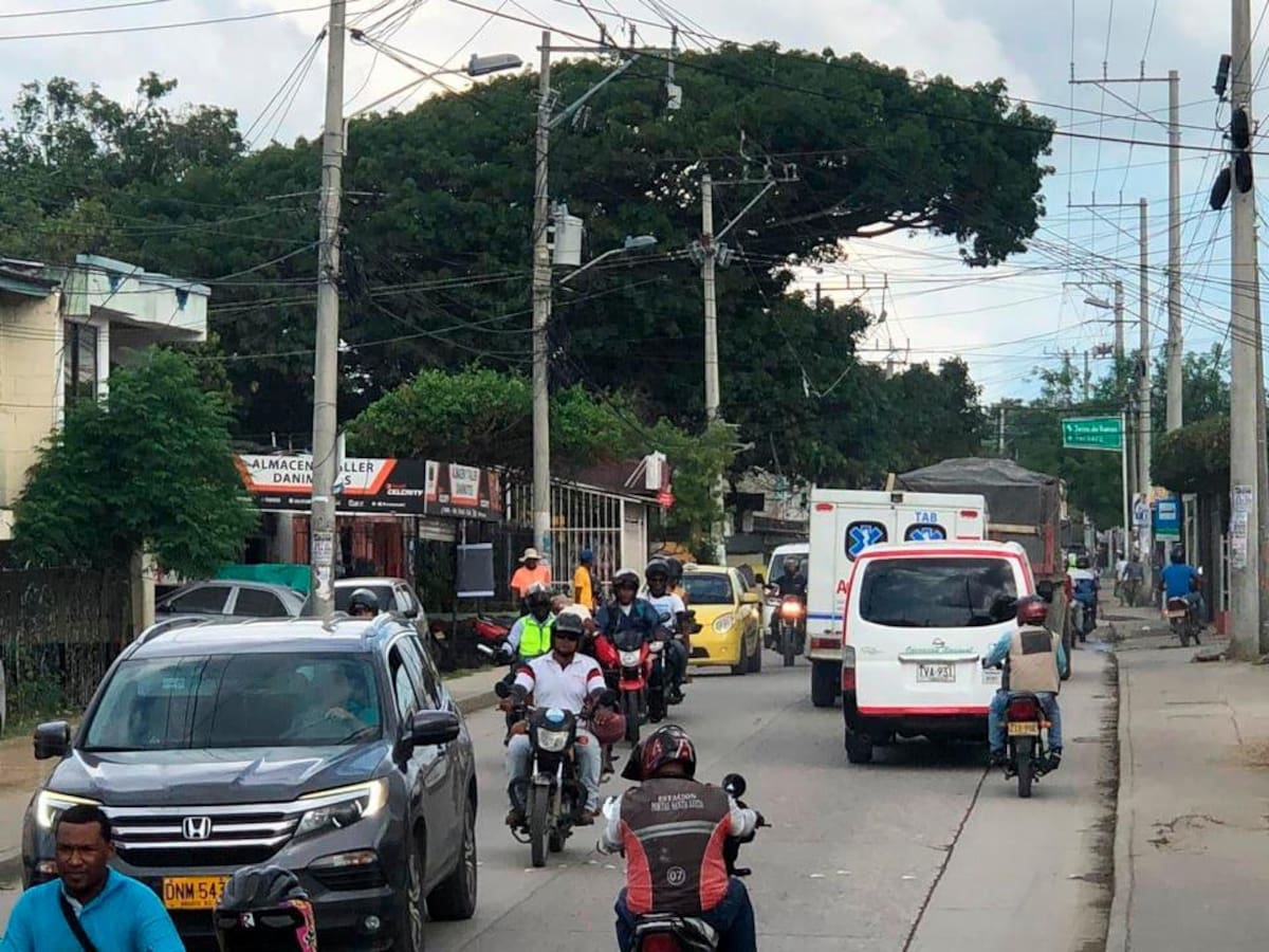 ¿Qué soluciones hay para la avenida Pedro Romero? Los tranconces son cada vez más constantes.//EL UNIVERSAL