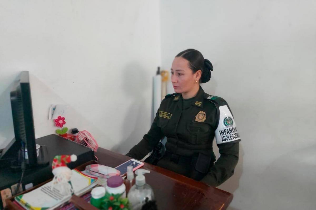 La patrullera que lucha por los niños y jóvenes en El Carmen de Bolívar