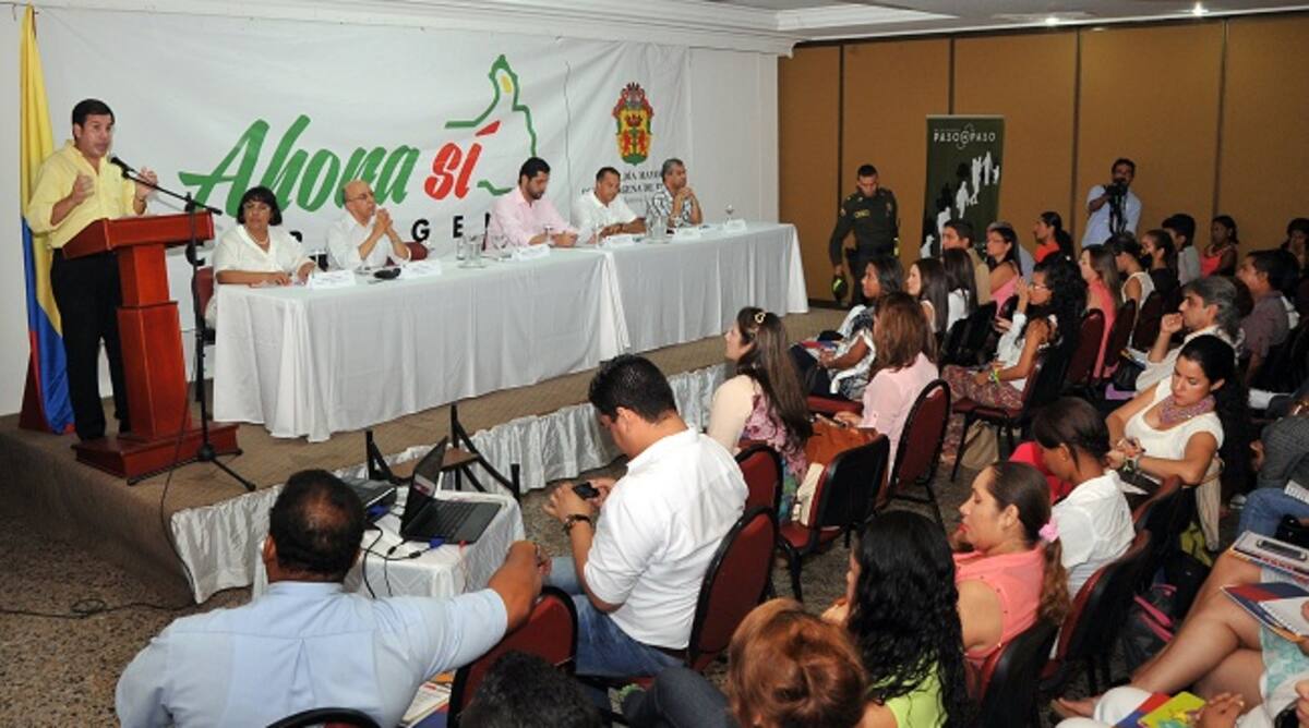 Roberto Barrios, secretario del Interior en el Foro Reconcíliate Cartagena, realizado en el Hotel El Dorado.