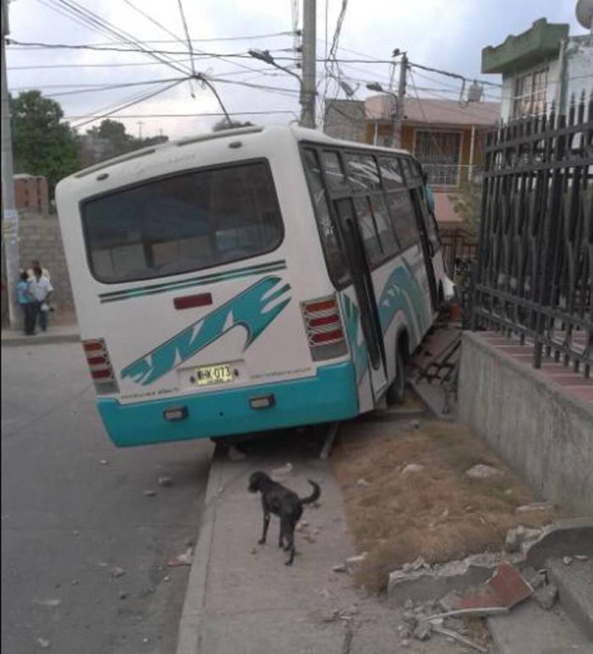 Héctor Velázquez resultó herido al ser embestido por una camioneta. EL UNIVERSAL