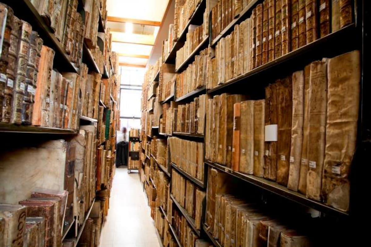 Gobierno lanza política para fortalecer bibliotecas escolares del país