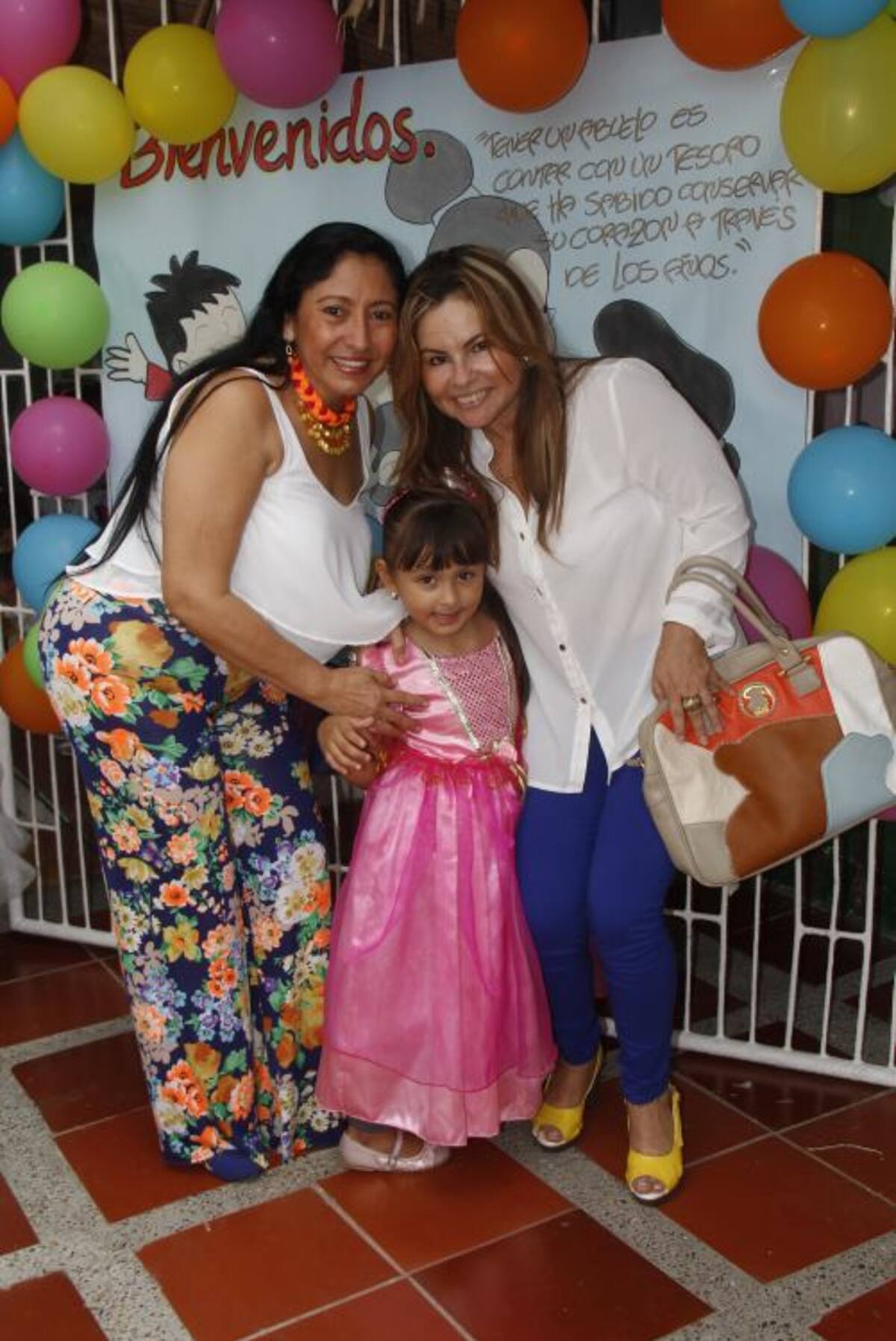 Doris Martínez, Mariana Martínez y Lucy Blanco.