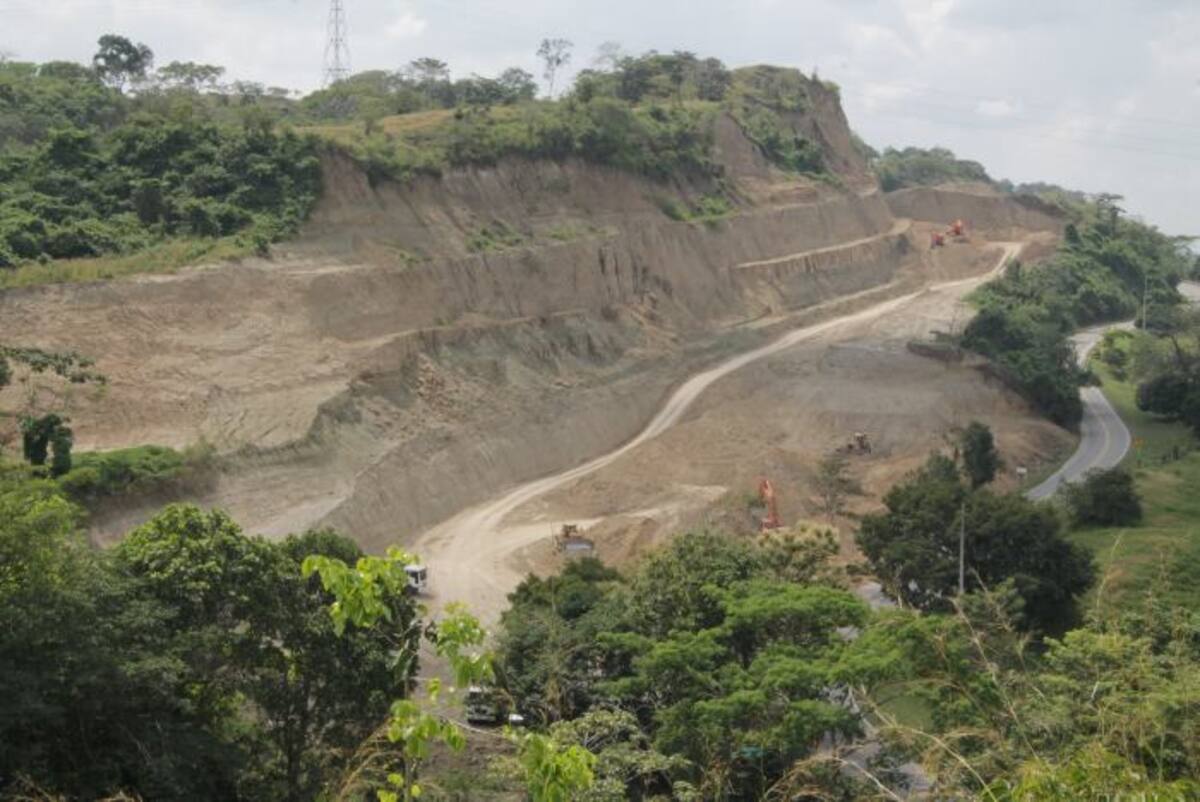 La situación que se presenta en la Sierra Flor por las obras de doble calzada preocupa a las entidades de la Mesa Sucreña por la Paz. MANUEL SANTIAGO PÉREZ/EL UNIVERSAL/