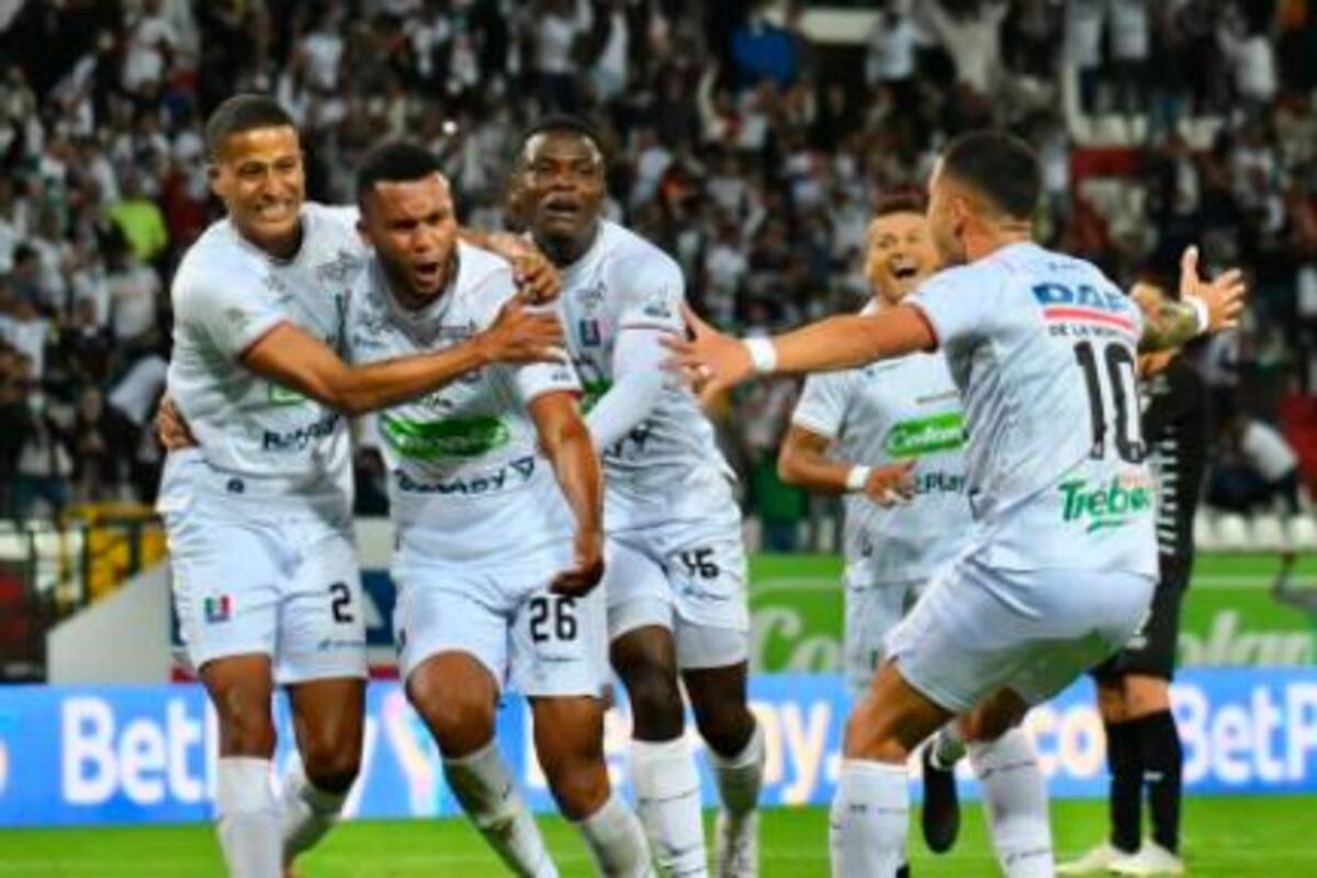 Junior sigue en deuda como visitante