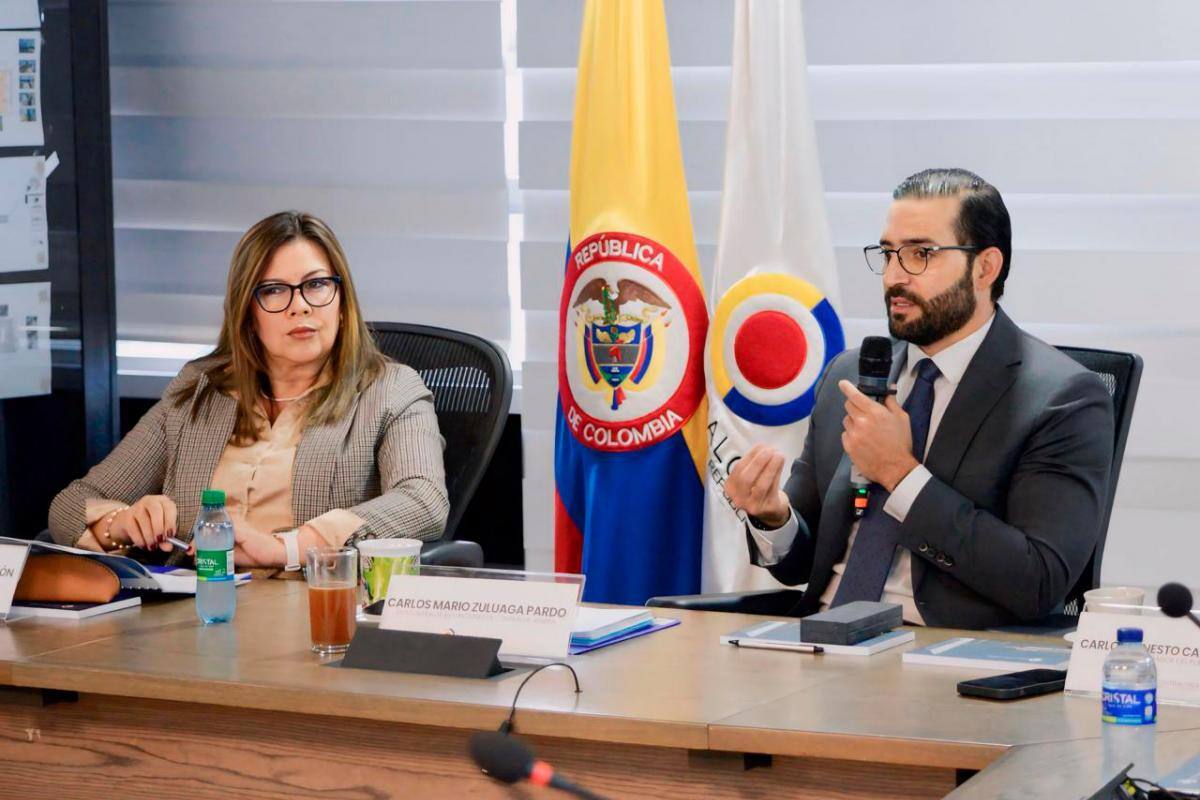 Fiscalía indaga manejos de los recursos de la salud en 18 EPS