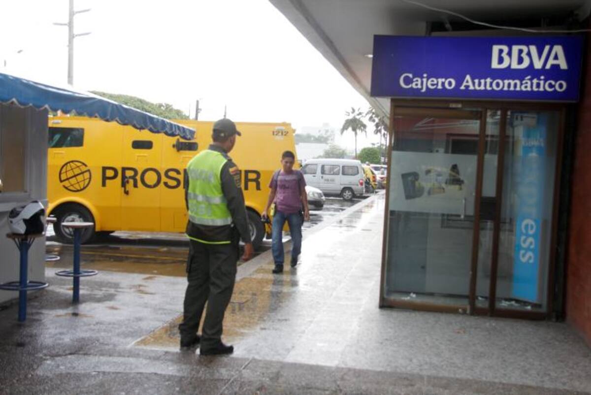 Atraco a carro de valores de Prosegur Luis Aparicio - El Universal -