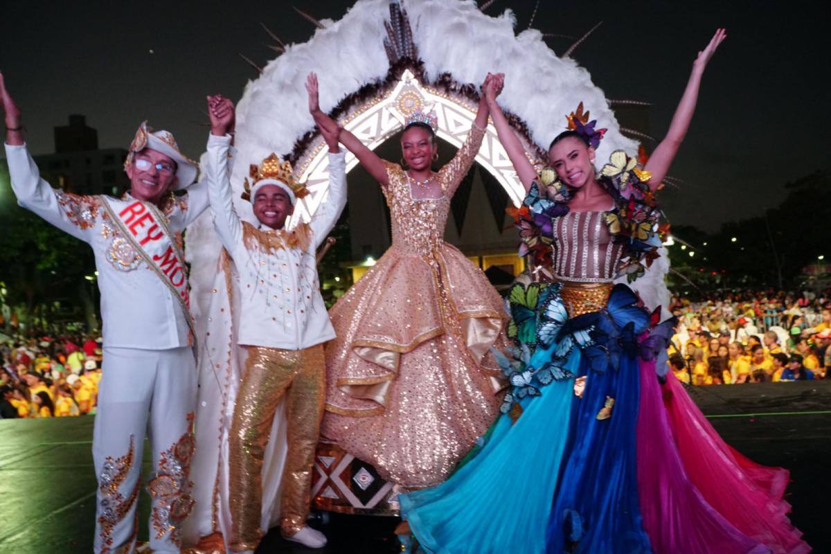 Así fue la coronación de Reyes del Carnaval de los Niños