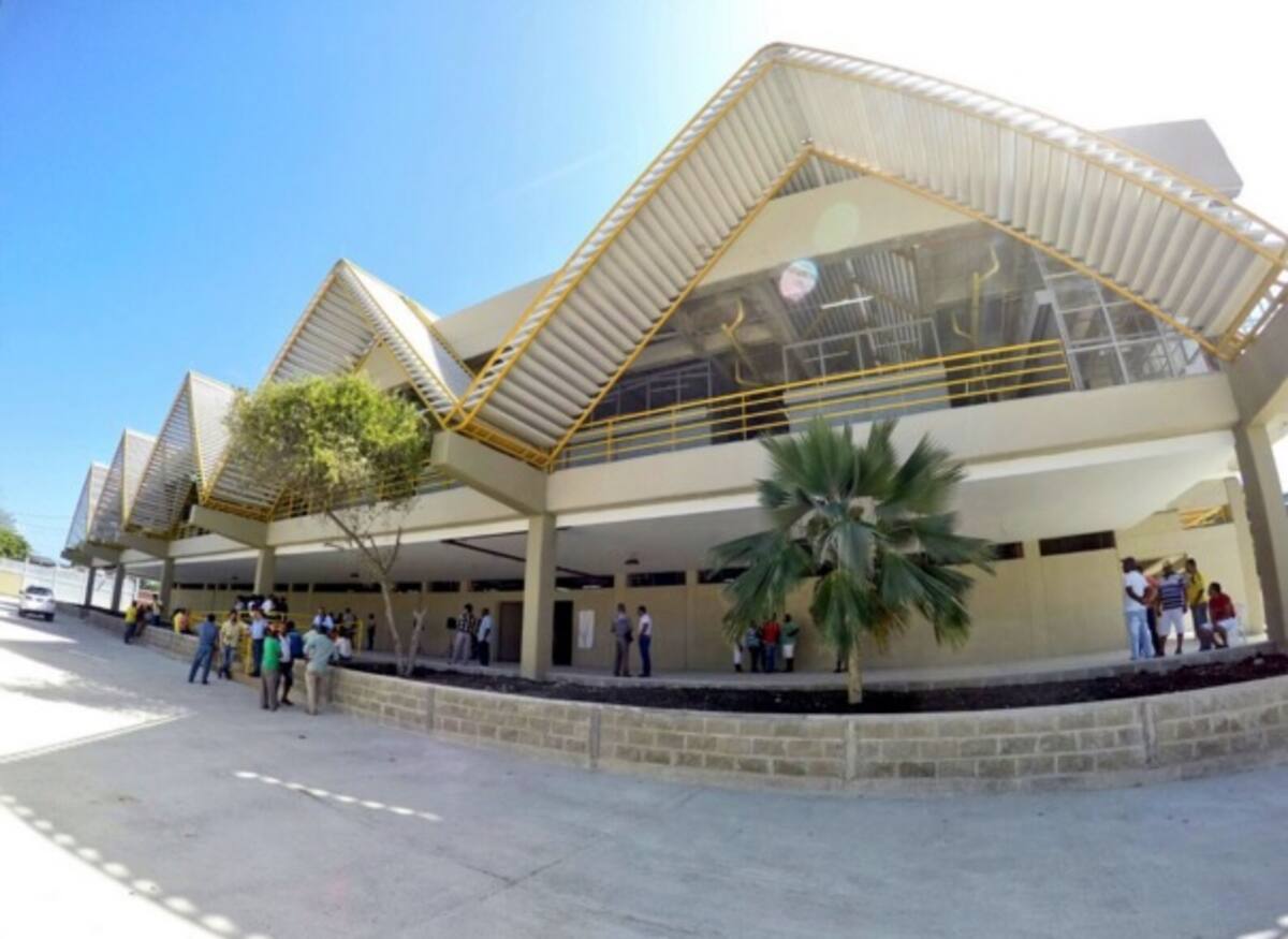 Con una inversión cercana a los $12.500 millones se construyó Santa Rita Plaza Cortesía