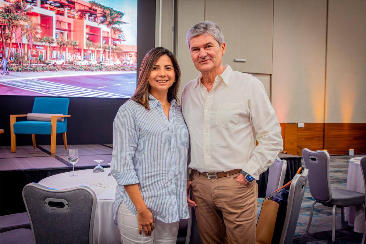 Paola Rojas y José Villegas.