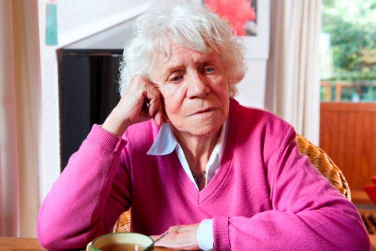 Con ambas enfermedades surge pérdida de la memoria pero en la Hidrocefalia no es degenerativa como en el Alzheimer. 123 Royalty Free