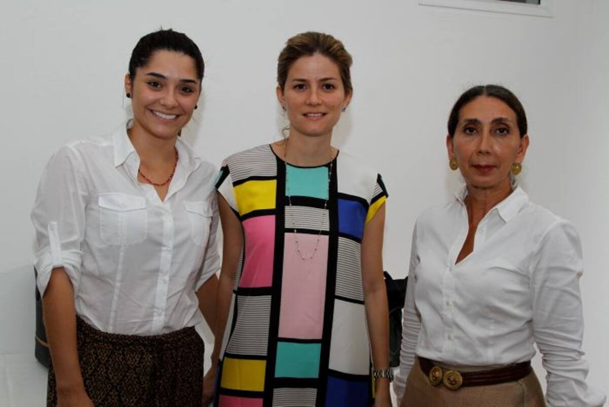 Adriana Murcillo, Paola Dávila Pestana y María del Rosario Piñeros.