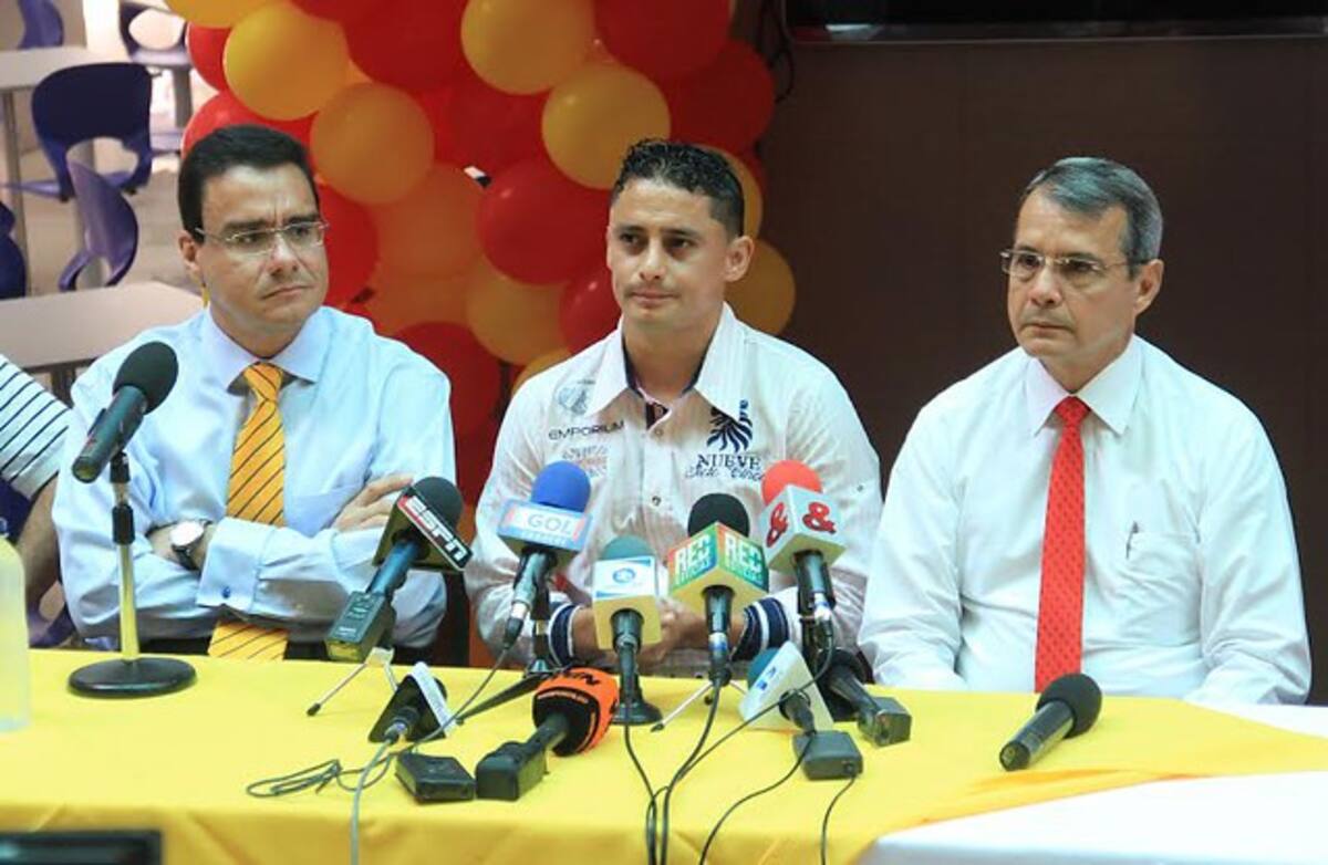 Giovanni Hernández en rueda de prensa. COLPRENSA
