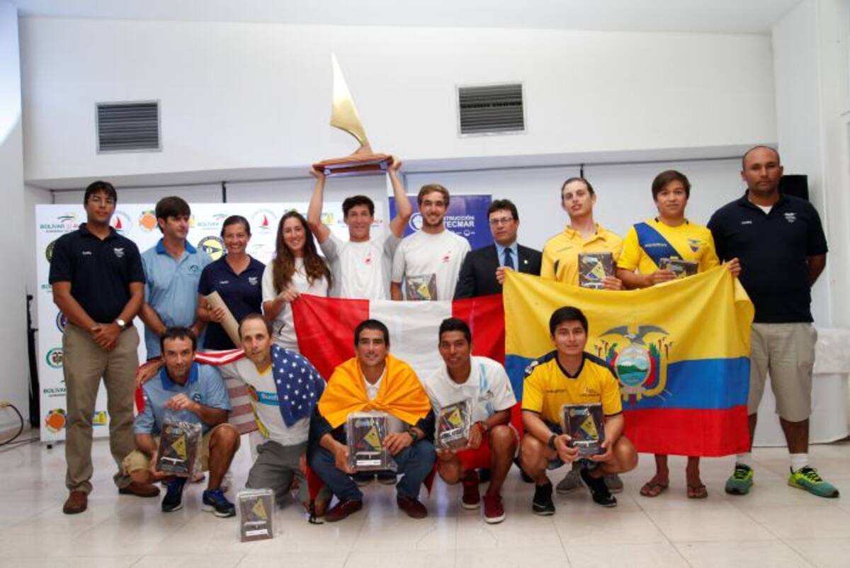 Ganadores del Mundial de Sunfish en Cartagena. Aroldo Mestre-El Universal