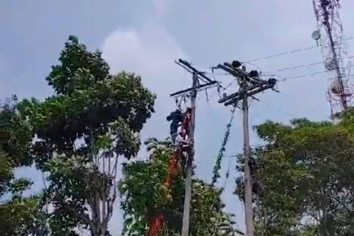 Hombre hacía trabajos en un poste y murió al recibir descarga eléctrica