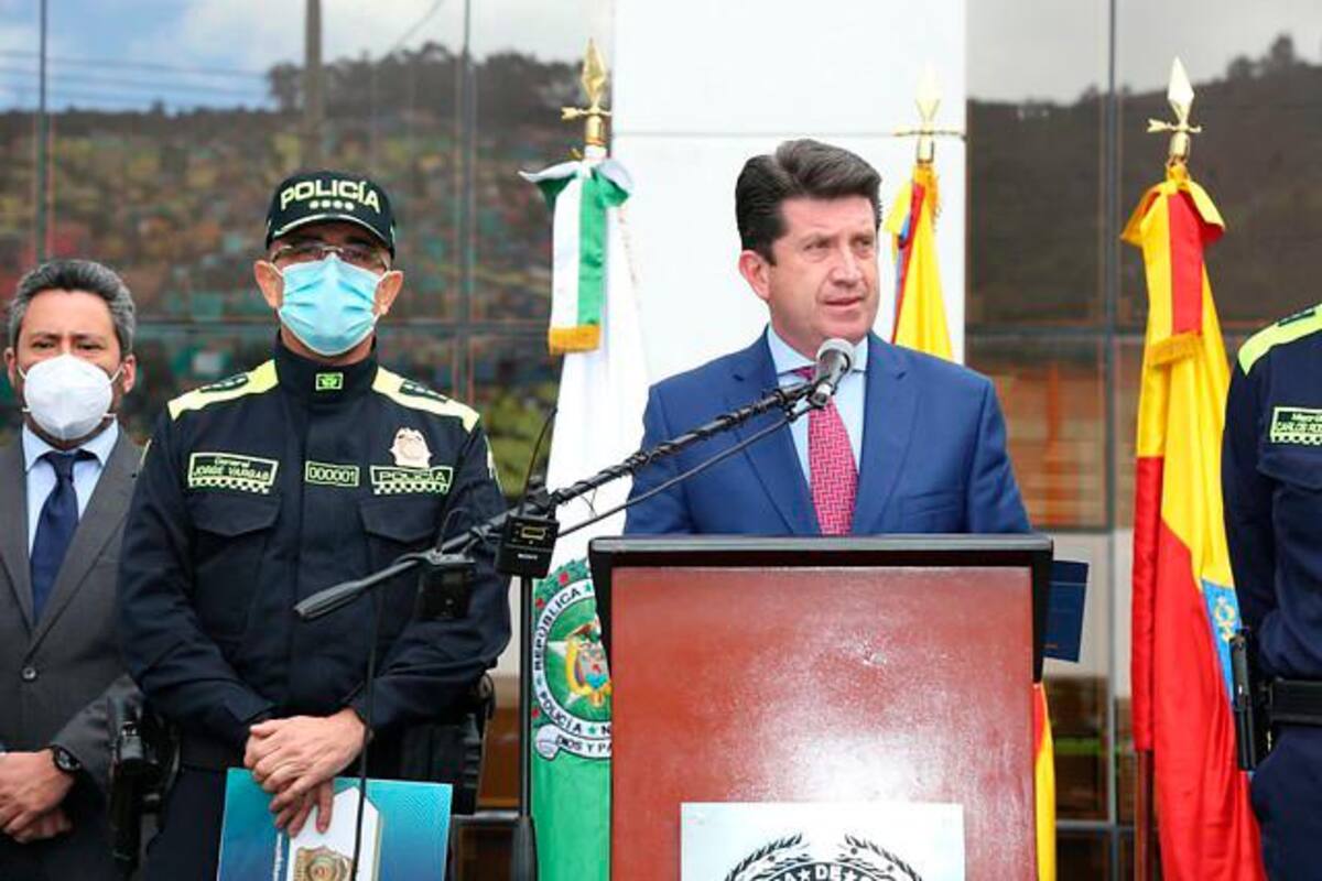 Bogotá tendrá 1.500 policías más para combatir la inseguridad
