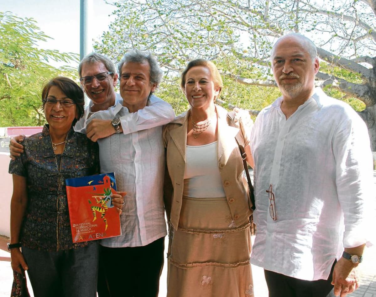 Angela Sánchez, Mauro Morini, Gian Paolo Capuzzo, Elsa Gómez y Paolo Cecere.