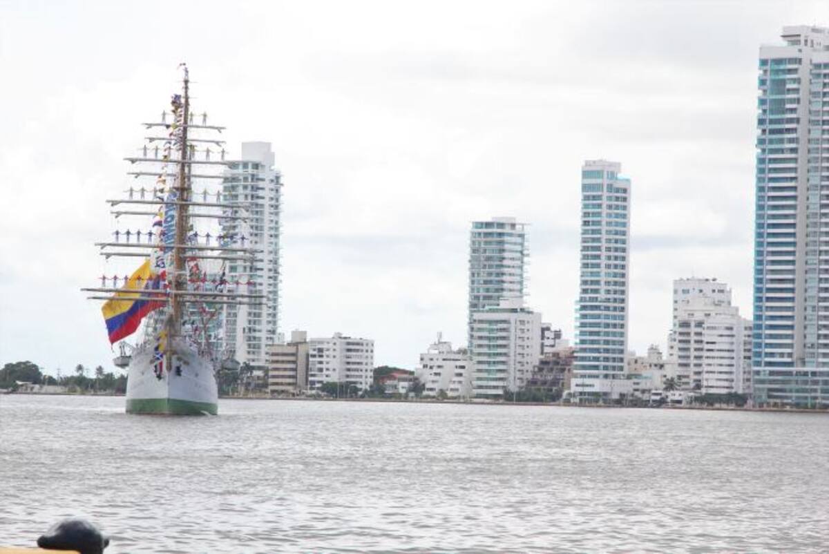 Así fue el atraco del ARC Gloria en Cartagena. Kailline Giraldo - El Universal.