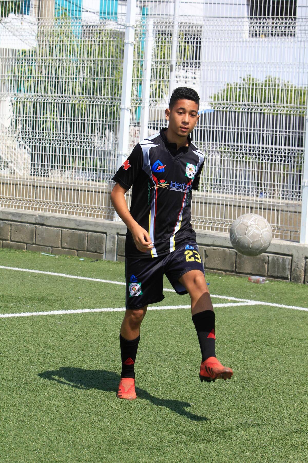 El cartagenero es de las promesas del balompié local. //Julio Castaño/El Universal