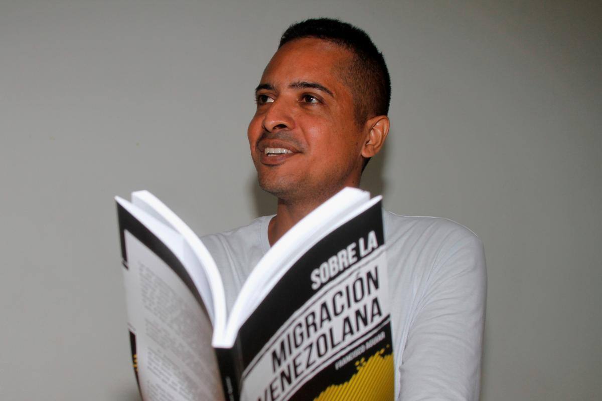 “5 mil pesos para comenzar una nueva vida”, la historia del escritor Francisco Aguiar