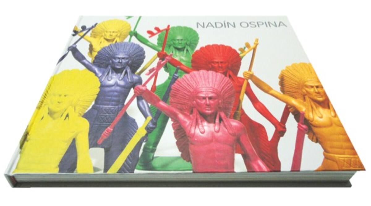 "La suerte del color", un libro que muestra la obra de Nadín Ospina.
