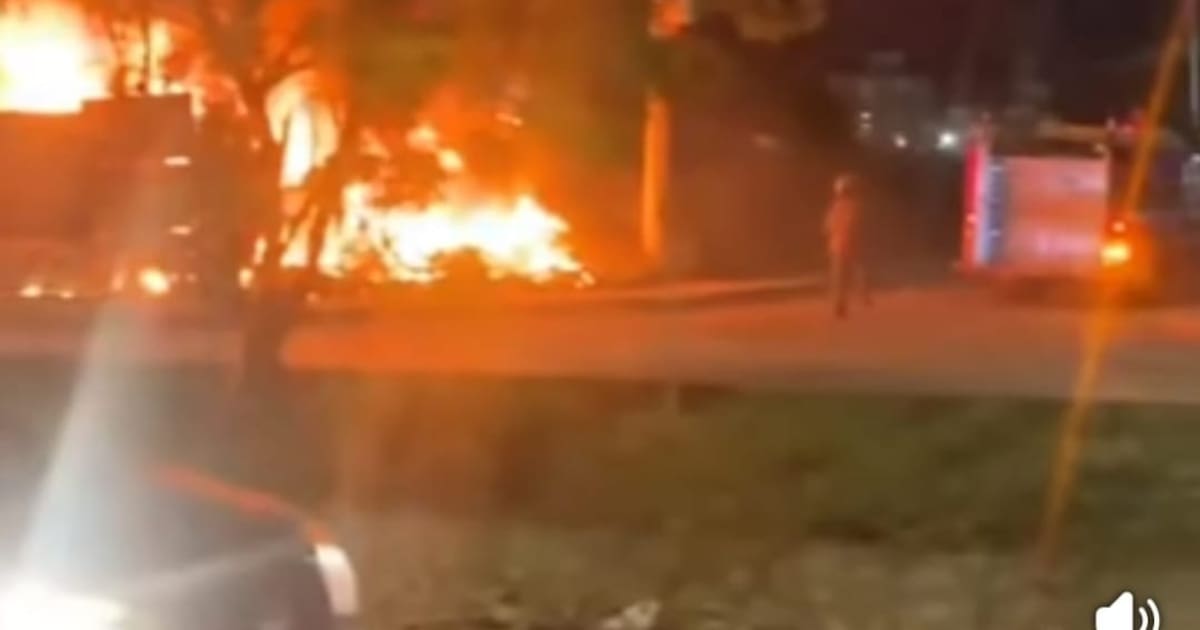 Video: Panic over fire that devastated a recycling company in La Carolina