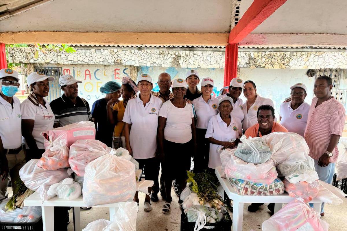 Distrito entregó dotación alimentaria a 112 Grupos Organizados