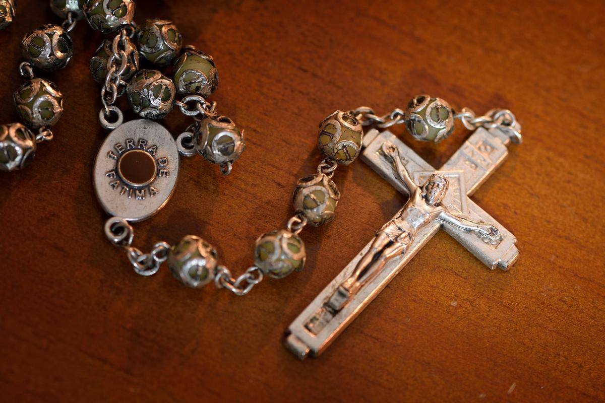 Rescatan a personas que estaban retenidas por una secta cristiana