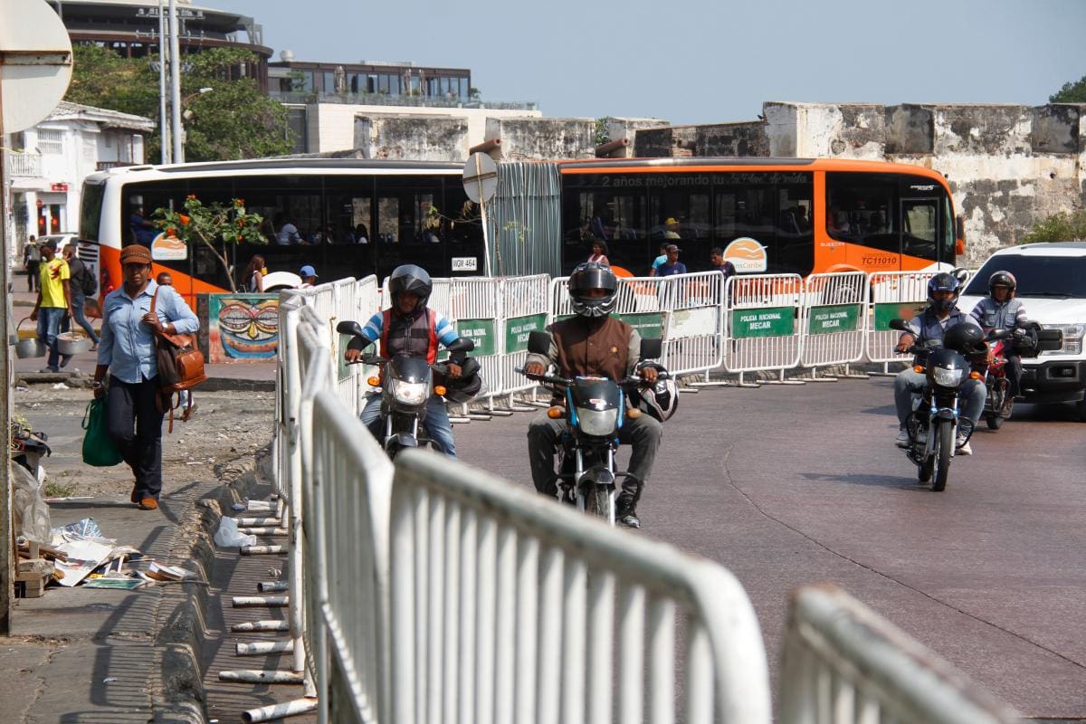Prohibición de parrillero en moto y otras medidas para frenar coronavirus