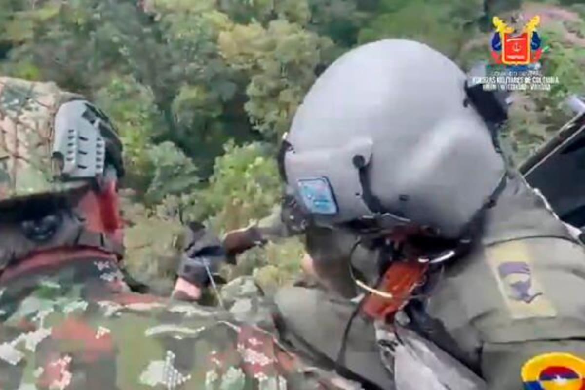 Con radios, volantes y kits continúa la búsqueda de los menores en Guaviare