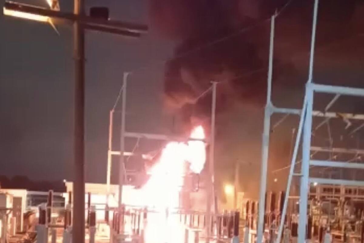 Bomberos en Barranquilla controlaron incendio en subestación eléctrica