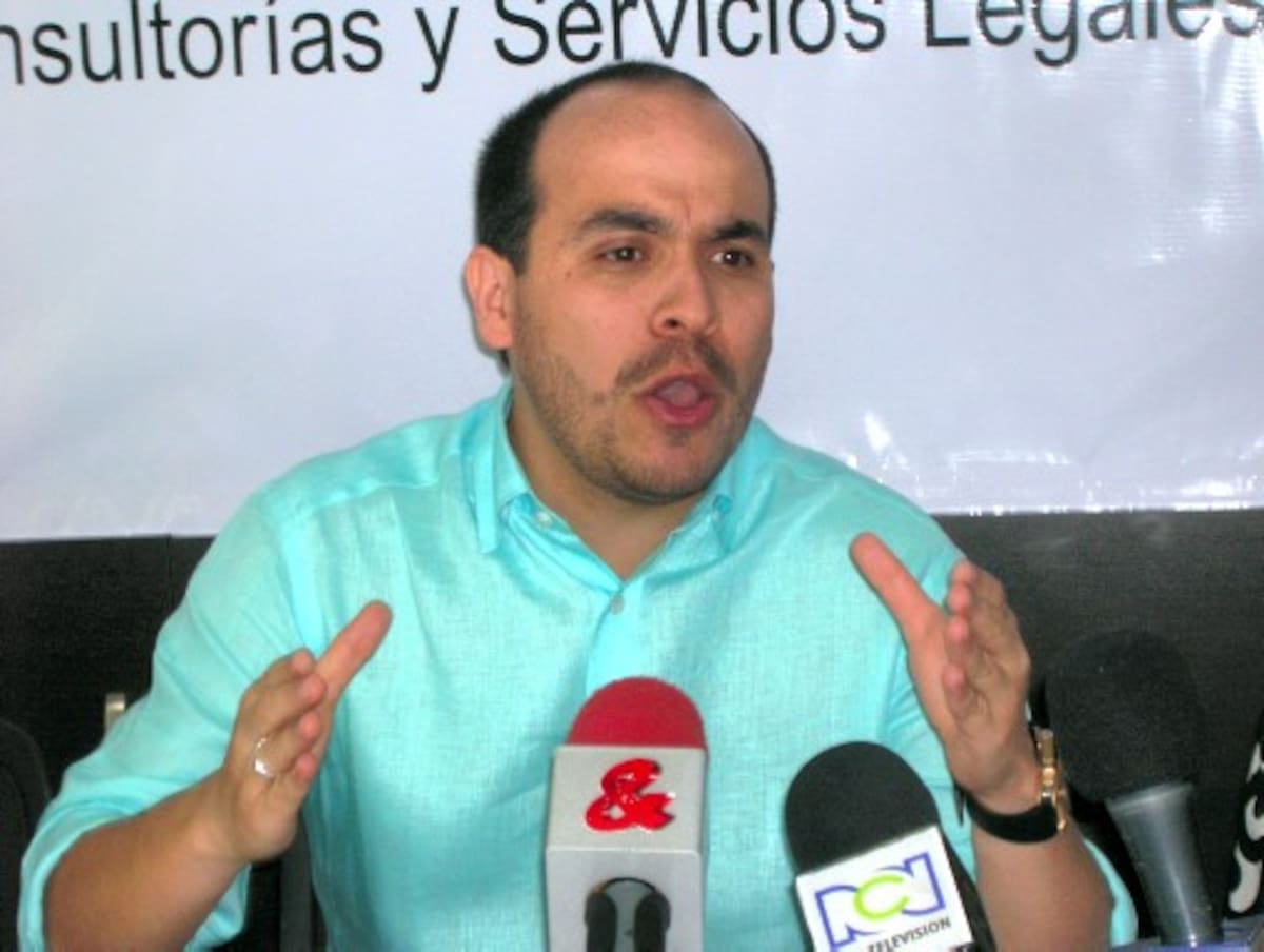 Abelardo De La Espriella también fue demandado por el apoderado de Jacqueline Ramón.