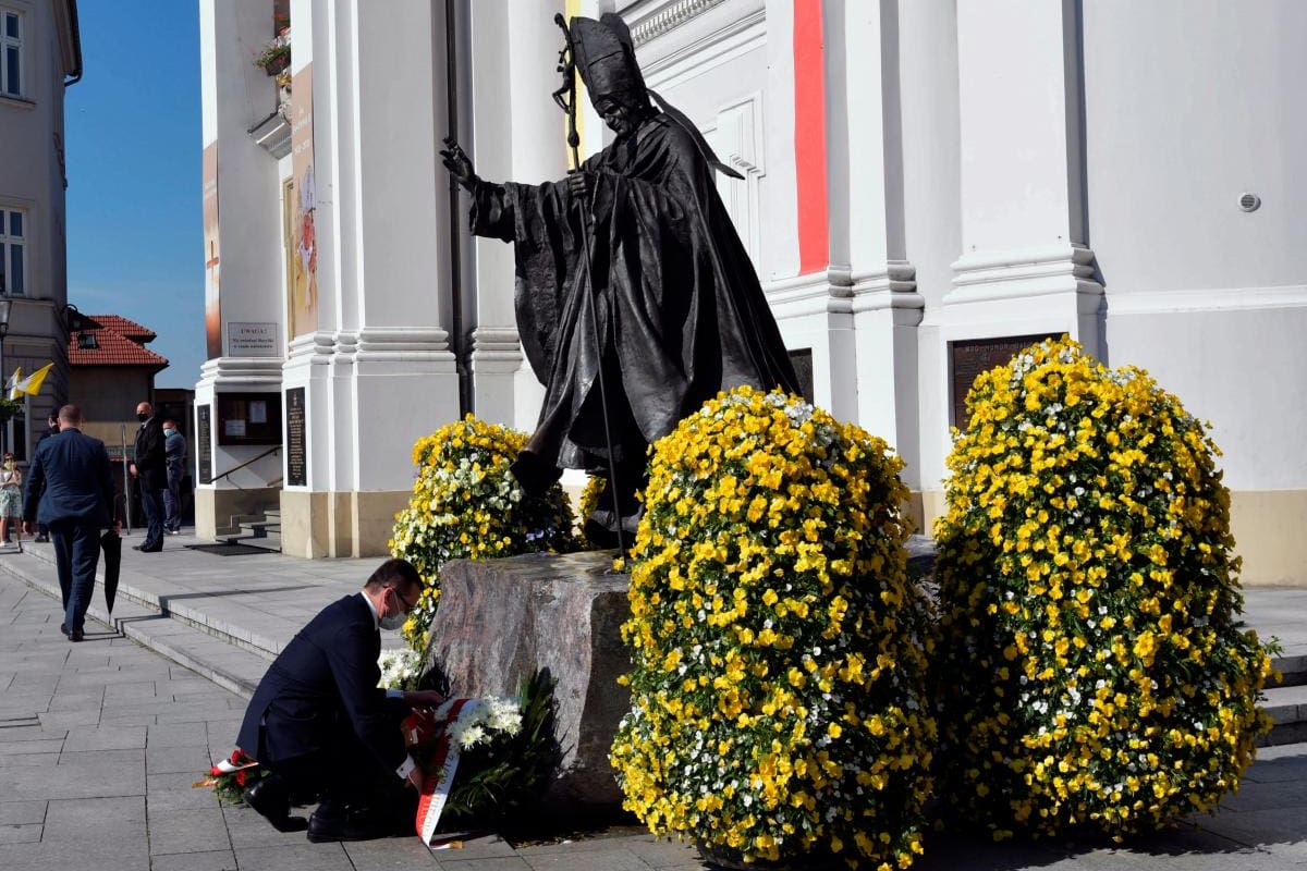 El mundo celebra el centenario del natalicio de San Juan Pablo II
