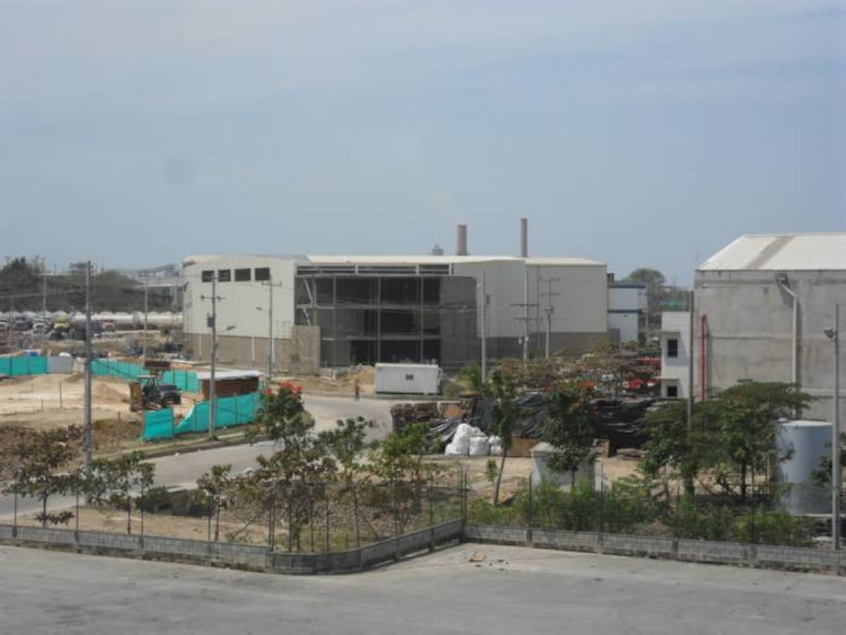 Nuevas bodegas se construyen en Parquiamérica. HERMES FIGUEROA - EL UNIVERSAL