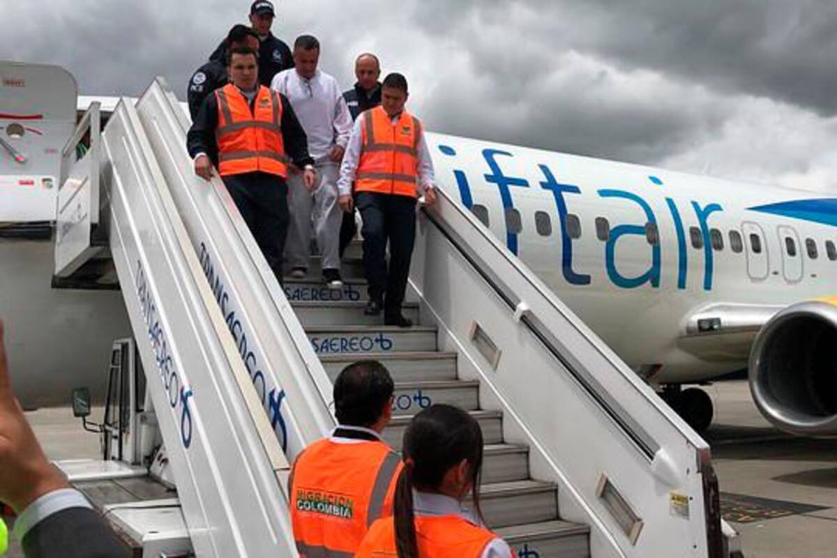 Llegó al país general (r) Mauricio Santoyo, ex jefe de seguridad de Álvaro Uribe