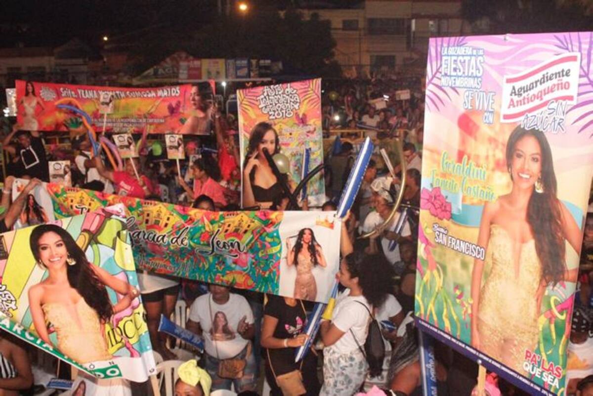 Las comitivas apoyaron a sus representantes. Nayib Gaviria-El Universal