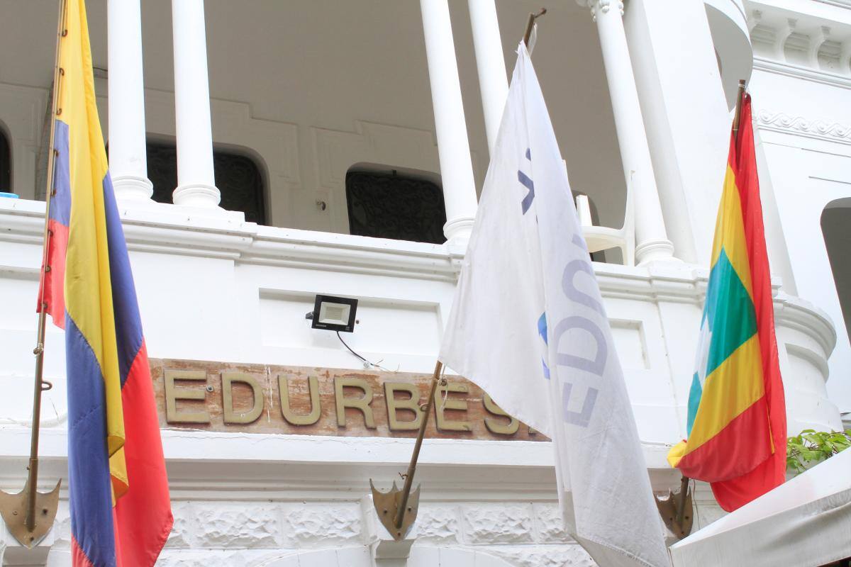 Le exigen pago de deudas millonarias a Edurbe