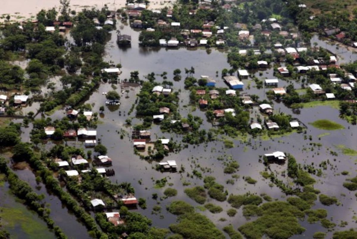 Centenares de viviendas, cultivos y ganaderías están inundadas en Morales, San Pablo y Río Viejo, así como en los municipios de la Depresión Momposina. CORTESÍA