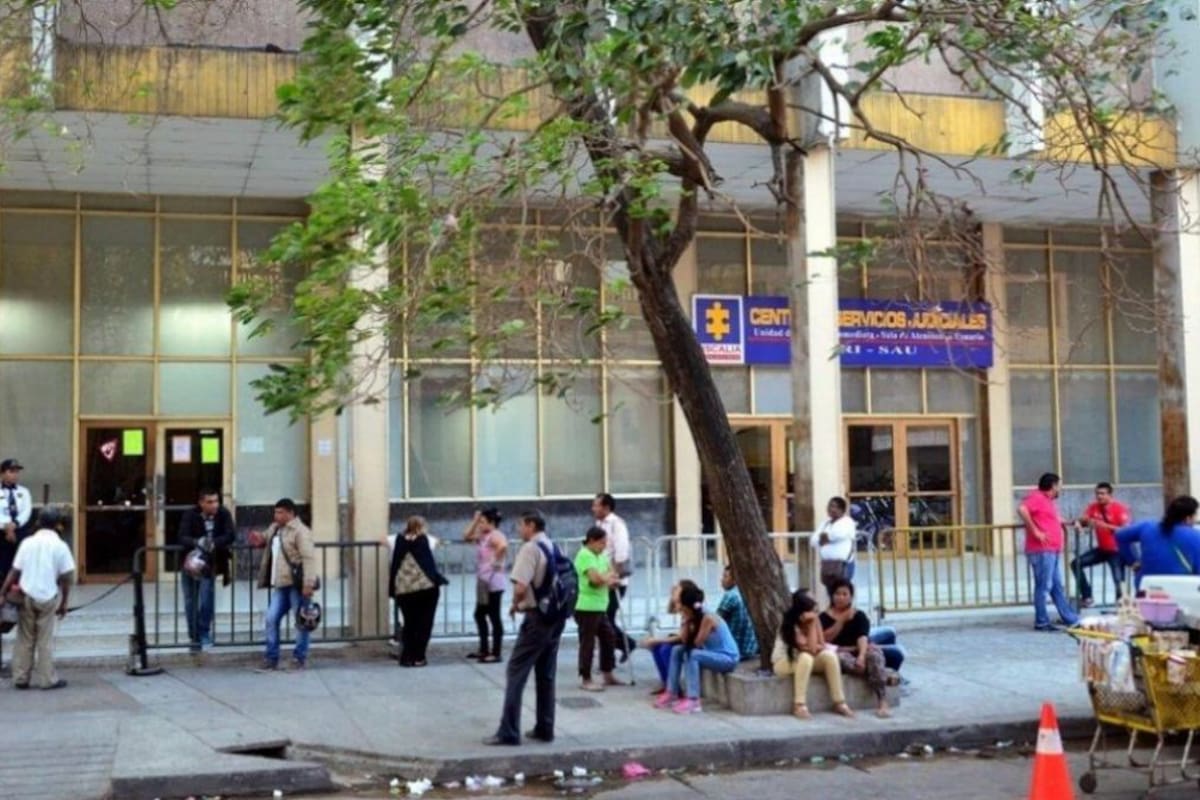 Capturadas 12 personas por lavado de 37.000 millones de pesos