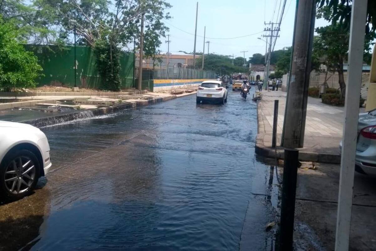 Aguas de Cartagena repara alcantarillado en Lo Amador