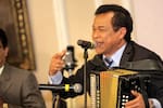 Llueven críticas hacia Alfredo Gutiérrez por supuestos procedimientos estéticos en el rostro